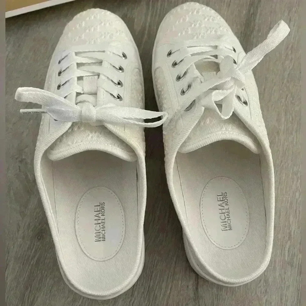 Michael Kors - Poppy Slide Sneaker 8 - Picture 6 of 13